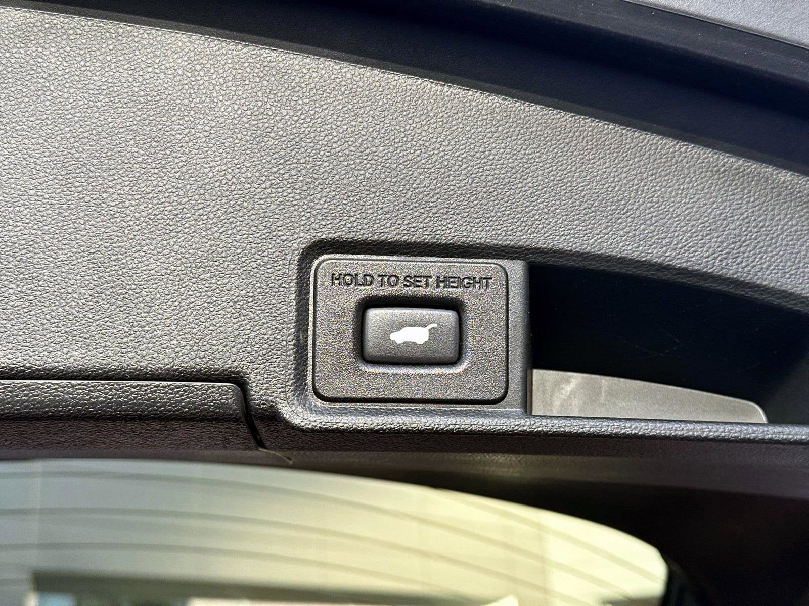 2020 Acura RDX Advance Package