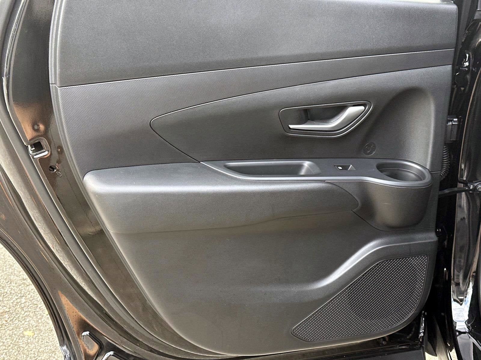 2025 Hyundai Santa Cruz SE