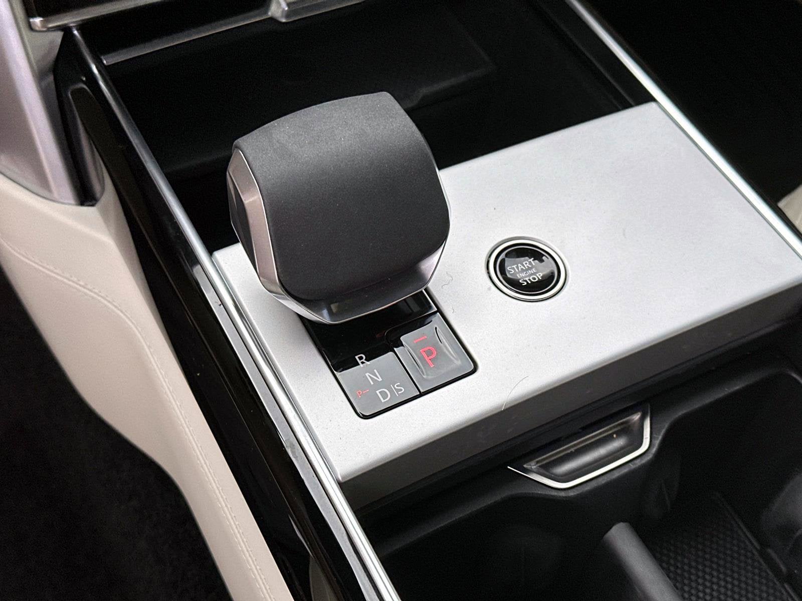 2025 Land Rover Range Rover Autobiography