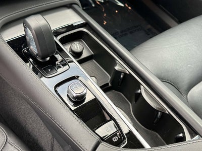 2025 Volvo XC90 Core