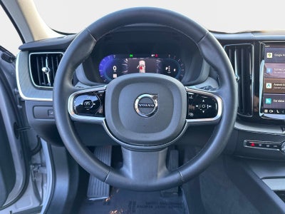 2025 Volvo XC60 Plus
