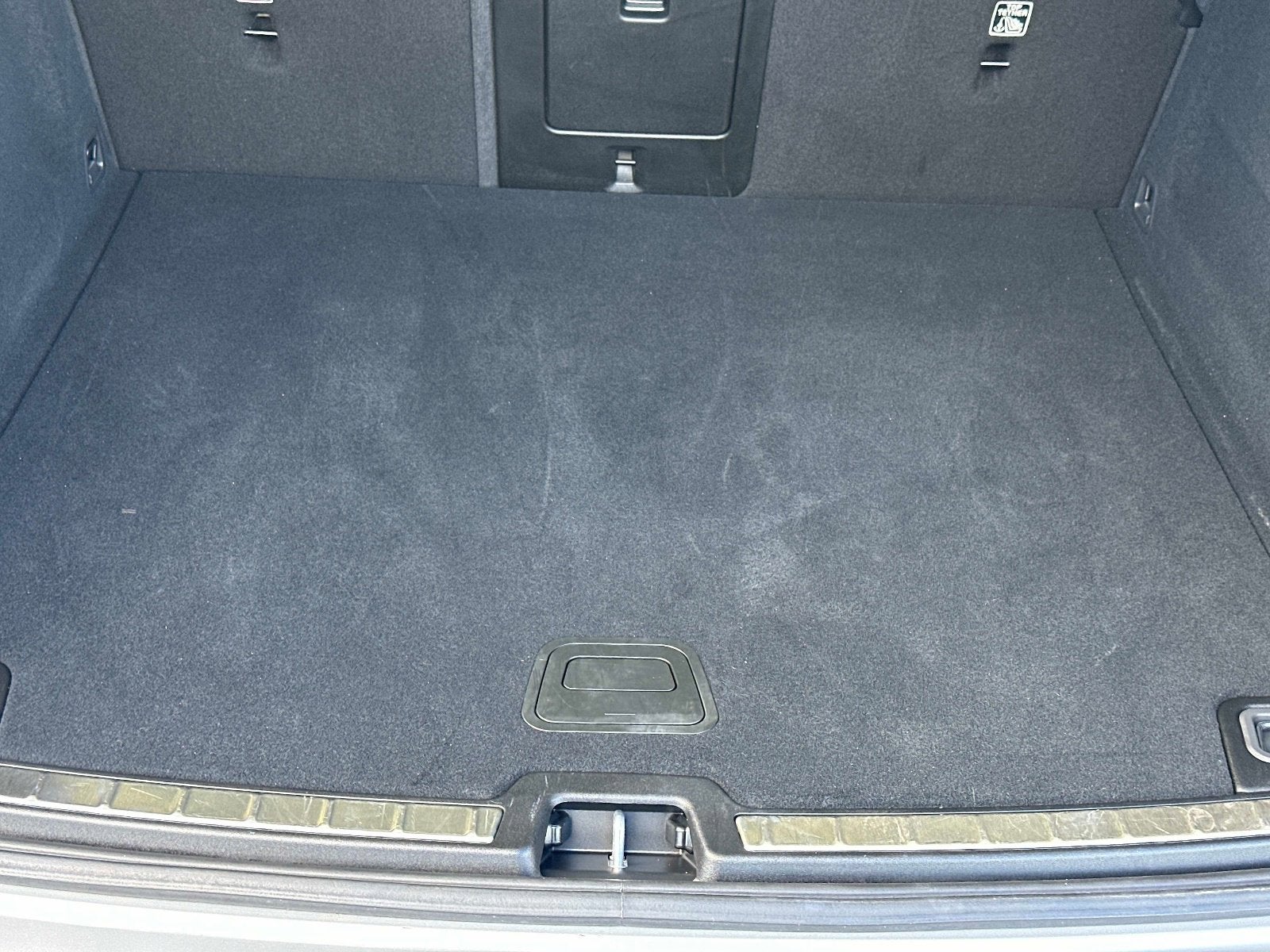 2025 Volvo XC60 Plus