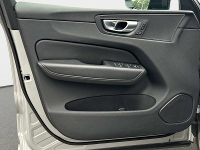 2025 Volvo XC60 Plus