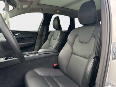 2025 Volvo XC60 Plus